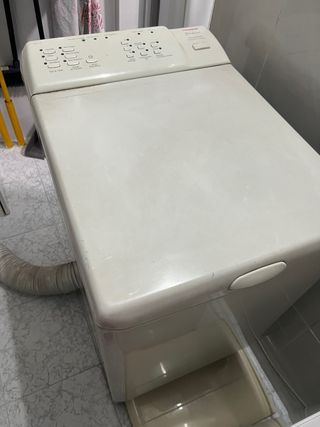 Nevera y Secadora Bosch, y lavadora whirlpool