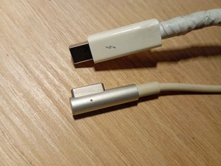 Apple Thunderbolt Display 27 Monitor