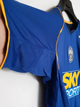 Camiseta Fútbol Retro Juventus. Talla XL