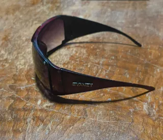 Gafas de sol Evaney moradas y rojas