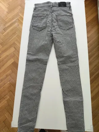 Lote 2 Pantalones Denim Stradivarius y Bershka