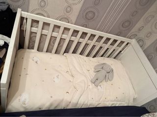 Cuna bebé + colchón impecable