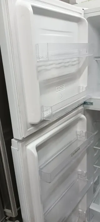 Nevera Corberó Blanca 167 x 54 cm SEMI NUEVA