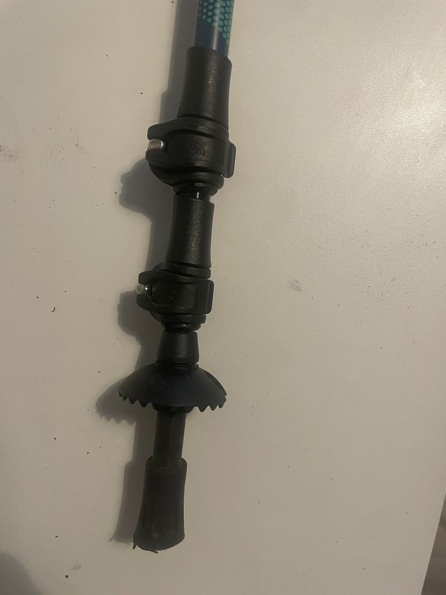 Bastón de trekking ajustable