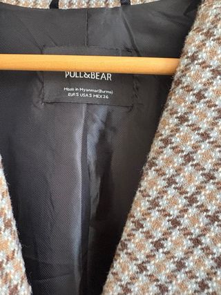 Abrigo paño cuadros beige y marrón