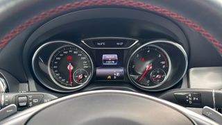 MERCEDES-BENZ GLA 200d AUT. AMG