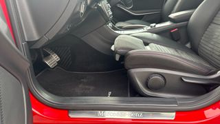 MERCEDES-BENZ GLA 200d AUT. AMG