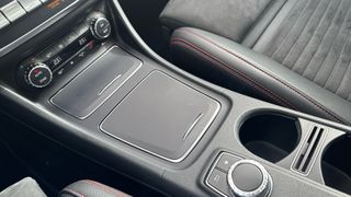 MERCEDES-BENZ GLA 200d AUT. AMG