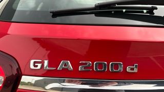 MERCEDES-BENZ GLA 200d AUT. AMG