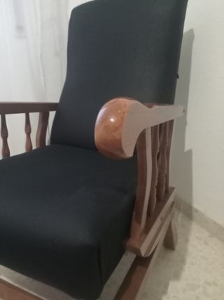 DISPONIBLE HASTA FIN MES Butaca de tela y madera
