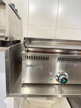 Plancha Eléctrica Mainho