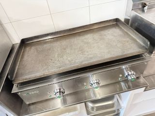 Plancha Eléctrica Mainho