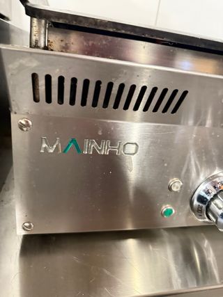 Plancha Eléctrica Mainho