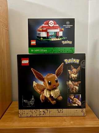 LEGO Pokémon: Pokemon Mini Center (40911) + Eevee