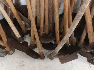 Lote 120 Azadas, para antigüedad y para trabajar