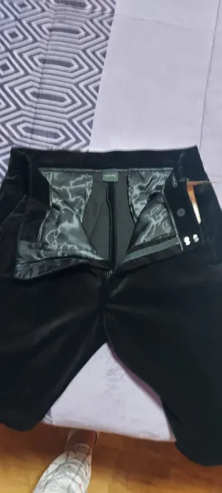 Pantalón Terciopelo Negro Massimo Dutti Talla 42