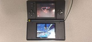 Nintendo DS Negra con cargador