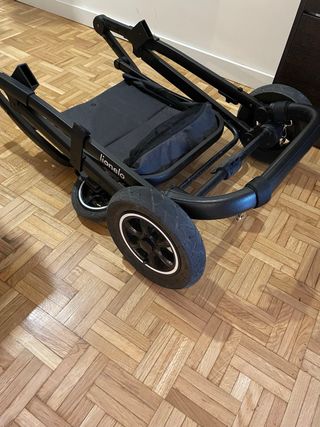 Capazo y Silla de Paseo Lionelo Amber