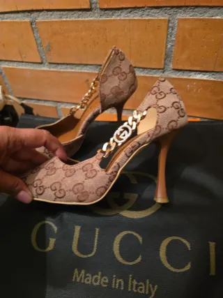 Zapatillas Gucci Marrón y Dorado