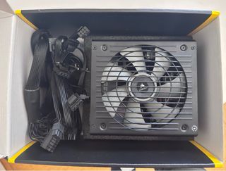 Fonte Corsair RM550x 80 Plus Gold