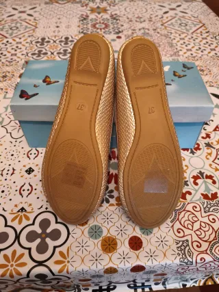 Bailarinas doradas talla 37