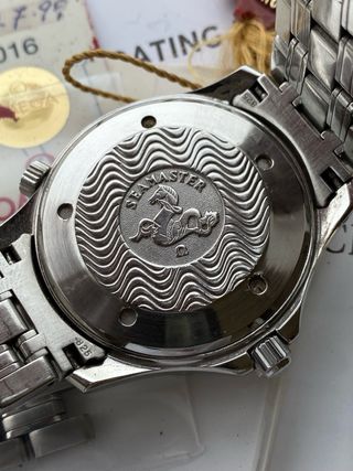 Omega Seamaster Professional Automático James Bond