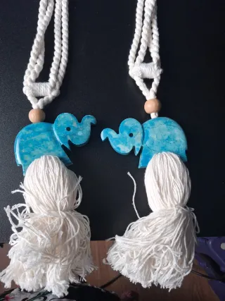 Fermatende Elefante Pietra e Legno