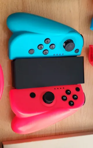 Accesorios Nintendo Switch: Mandos, Volantes y Más