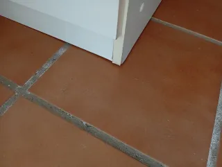 Mueble de lavabo blanco con cajones