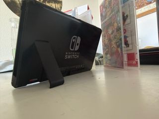 Nintendo Switch V2 Completa + Dock + Joy-Con + Fun