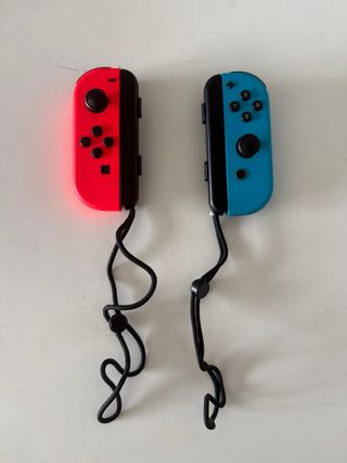 Nintendo Switch V2 Completa + Dock + Joy-Con + Fun