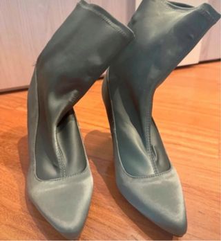 Stivali eleganti con tacco