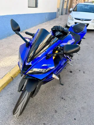 Yamaha YZF R125 Azul