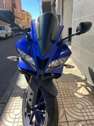 Yamaha YZF R125 Azul