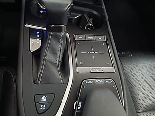 Lexus UX250H LUXURY GARANTIA LEXUS OFICIAL