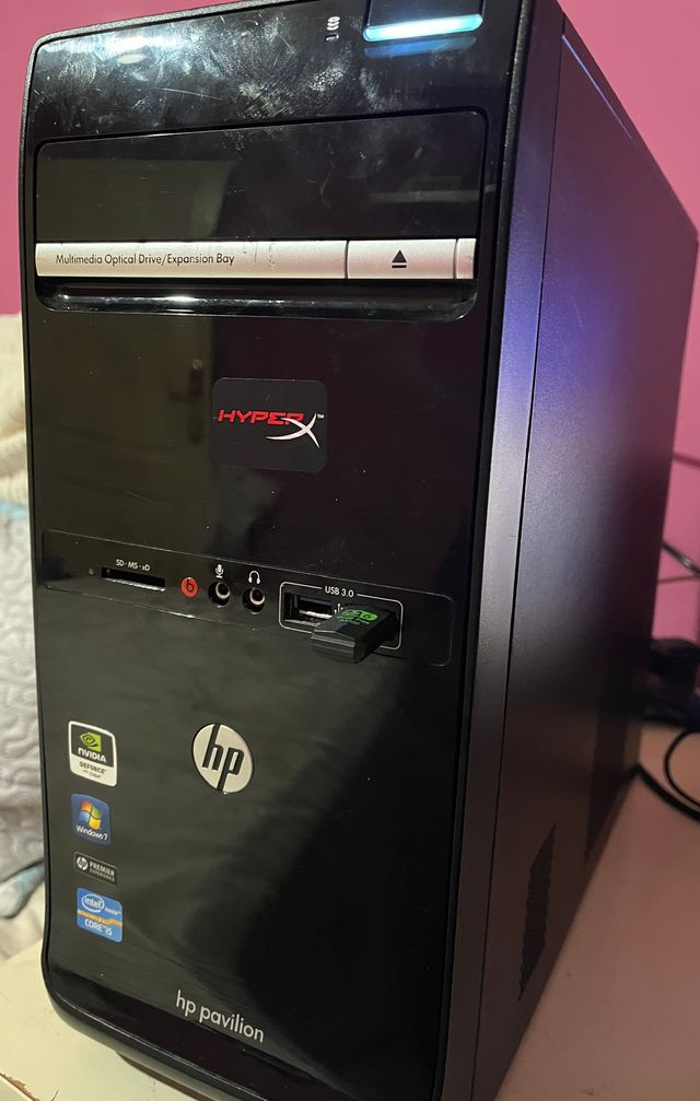 Torre PC HP Pavilion i5 6a Gen 8GB RAM