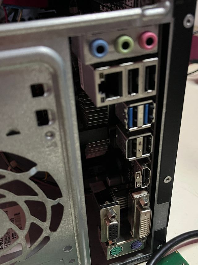 Torre PC HP Pavilion i5 6a Gen 8GB RAM