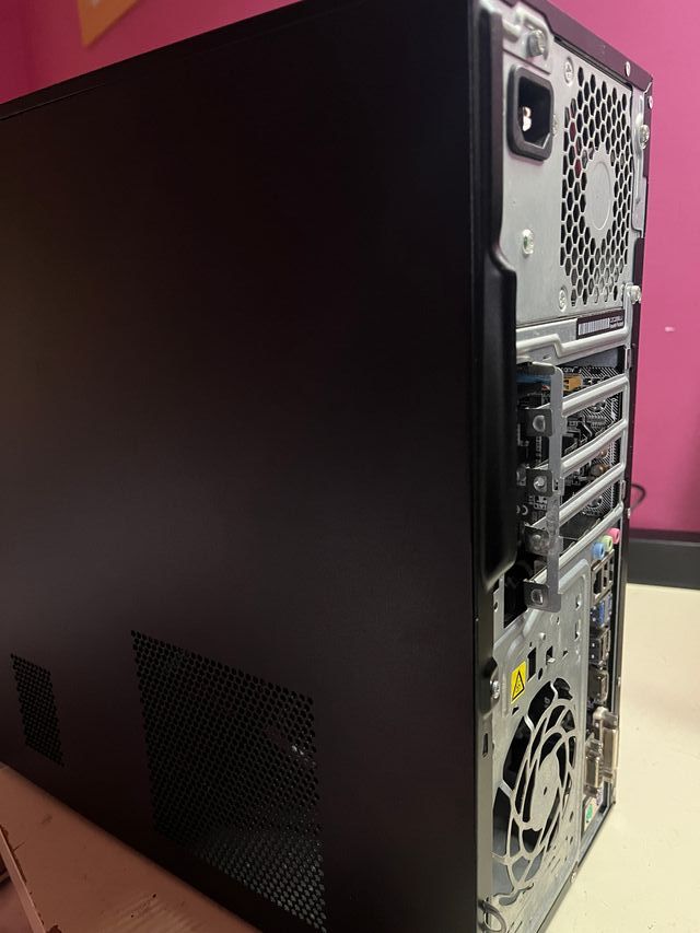 Torre PC HP Pavilion i5 6a Gen 8GB RAM