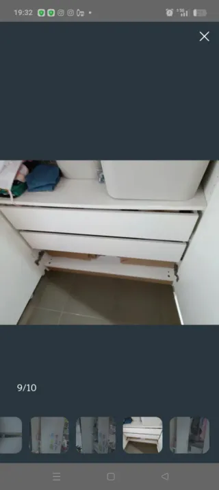 Armario blanco de madera