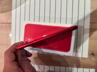 iPhone 11 128GB Rojo