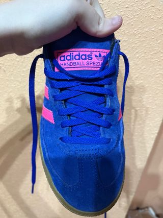 Adidas Spezial Azul Eléctrico y Rosa