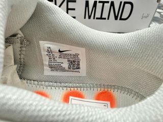 Nike Mind 002 Grigio EU 40