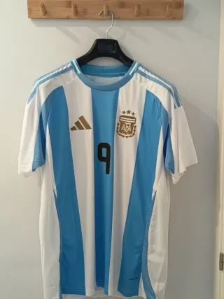 Camiseta Retro Fútbol Julian Alvarez. Argentina.XL