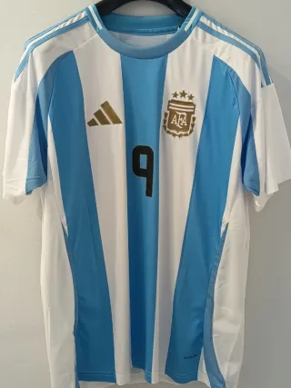 Camiseta Retro Fútbol Julian Alvarez. Argentina.XL