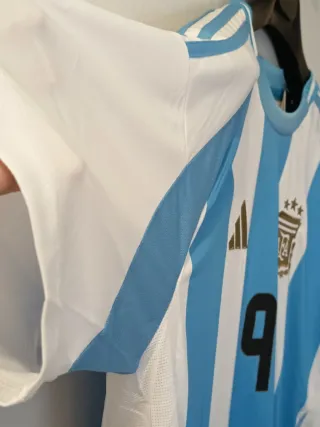 Camiseta Retro Fútbol Julian Alvarez. Argentina.XL