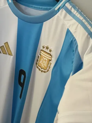 Camiseta Retro Fútbol Julian Alvarez. Argentina.XL