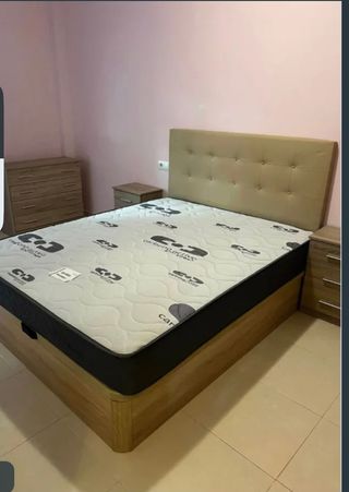 Liquidación:canapés y colchones armarios y sofas?