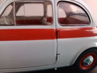 Fiat Nuova 500 Sport 1959 Scala 1/24