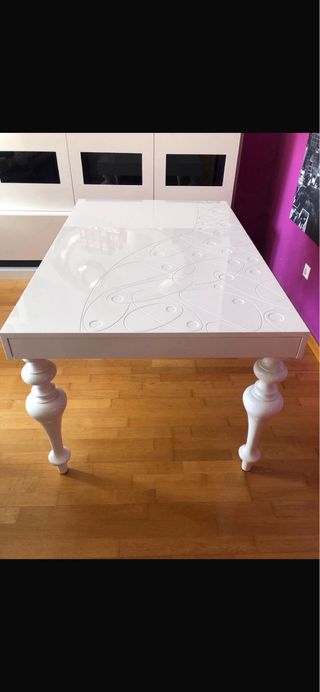 Mesa de comedor extensible blanca