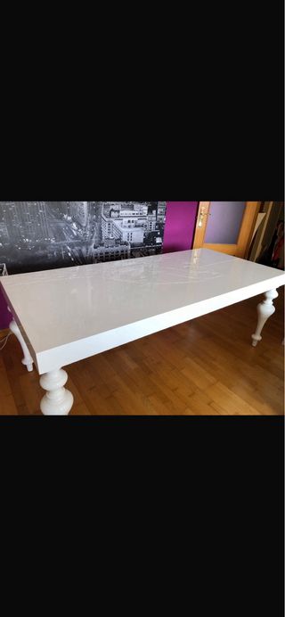 Mesa de comedor extensible blanca